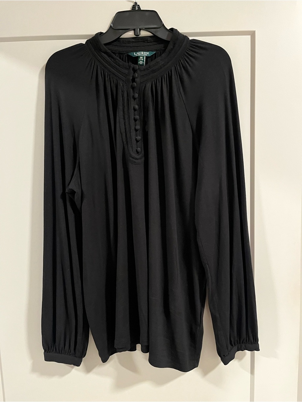 Lauren Ralph Lauren Black Ling Sleeve Top-NWOT-size 3X